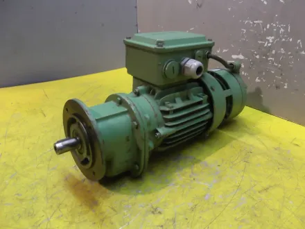 Bauer G062-20/DK64-163L Getriebemotor 0,18 kW 128 U/min – RESALE