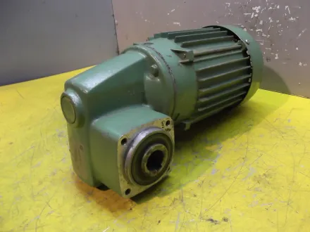 Nord 80S/4 Getriebemotor 0,55 kW 76 U/min – RESALE