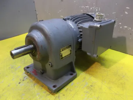 Emod EEDF80S/4 Getriebemotor 0,55 kW 66 U/min – RESALE