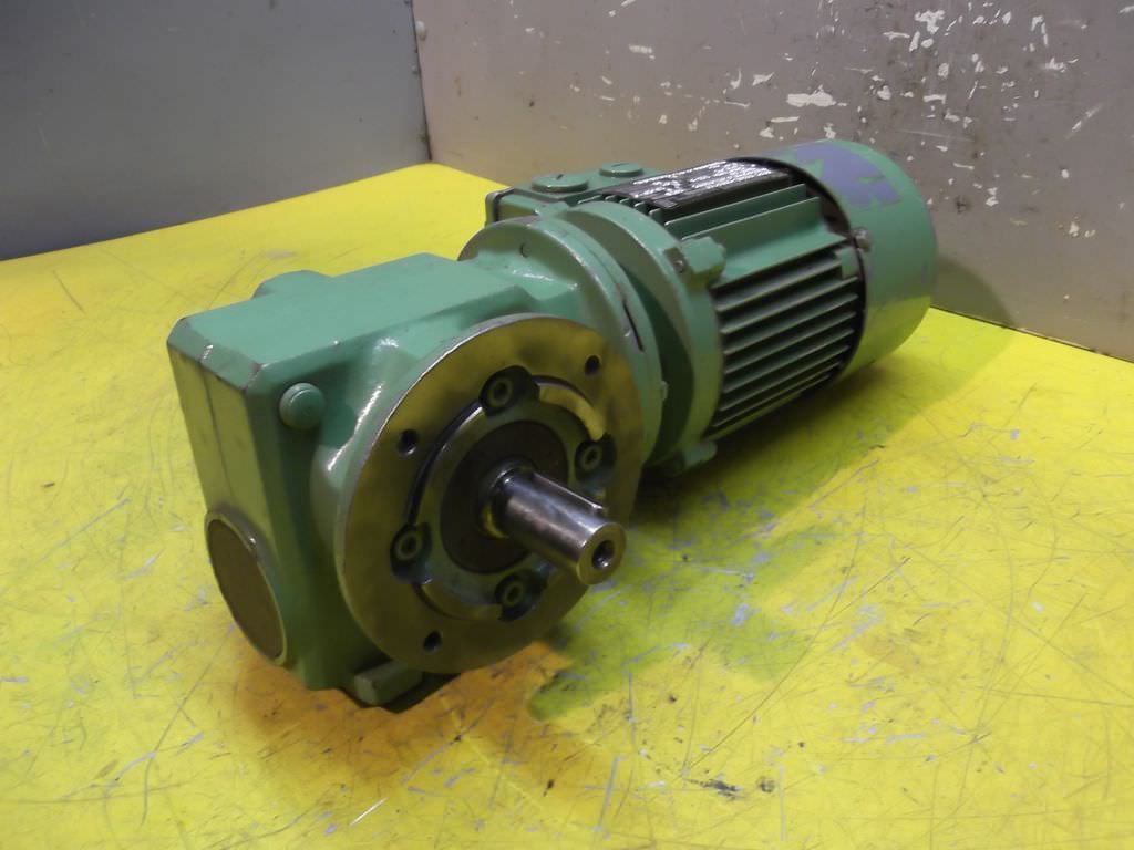 SEW EURODRIVE SF32 DT63L-2B03/TF Getriebemotor 0,37 kW 33 U/min