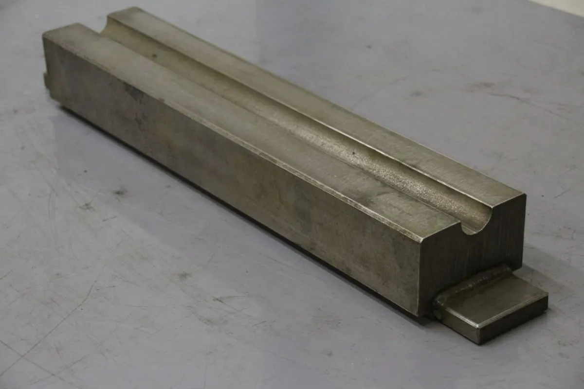 101/71/552 mm Abkantwerkzeug R14,5