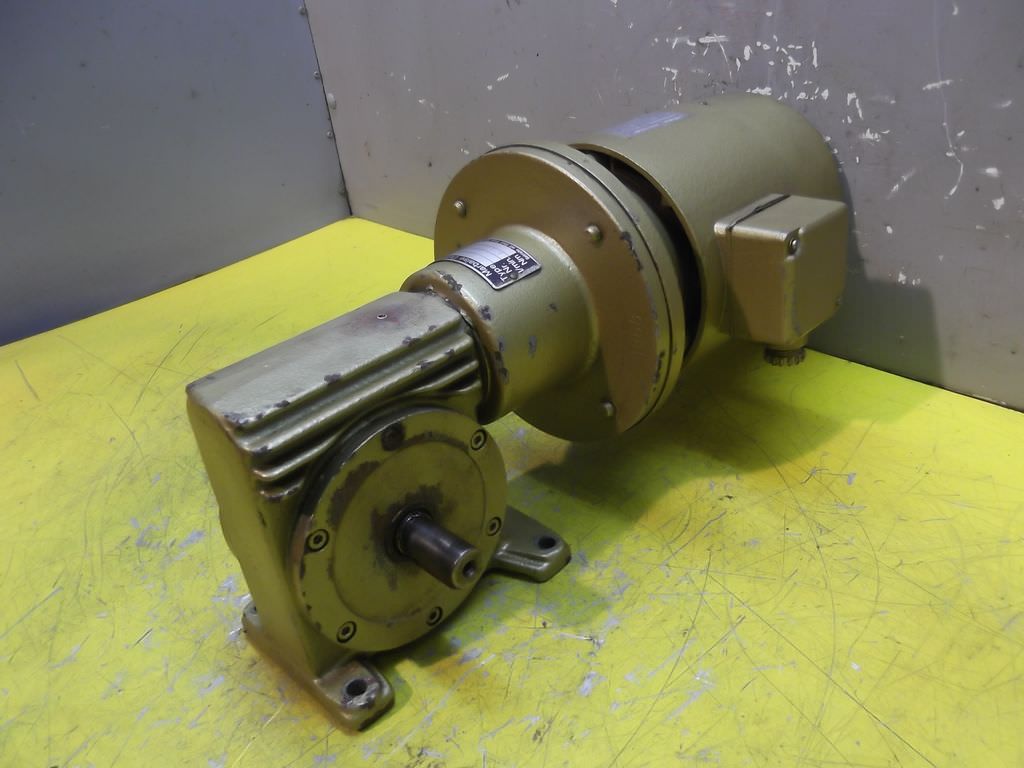 Elprom AO71B-4 Getriebemotor 0,37 kW 22 U/min
