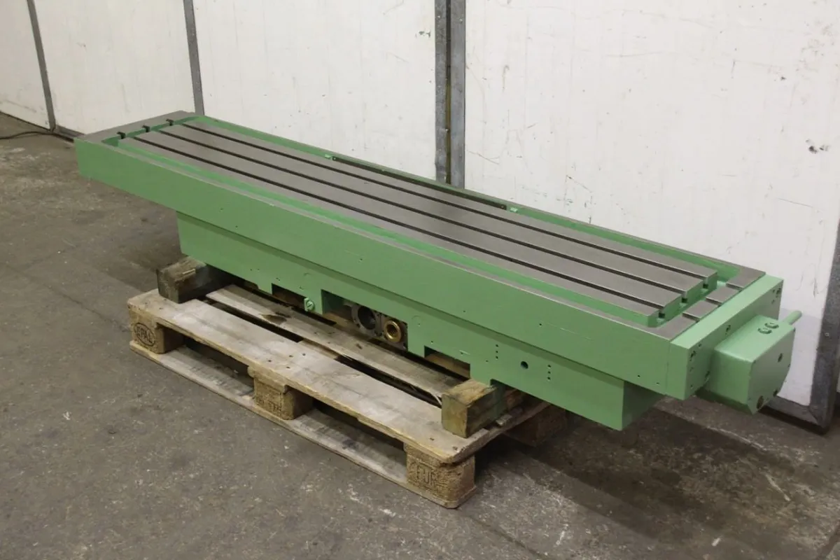 Wanderer 2280/430/H330 mm Clamping plate with T-slot