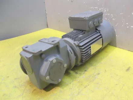 Sew Eurodrive SF32 DT80K4BMG Getriebemotor 0,55 kW 89 U/min – RESALE