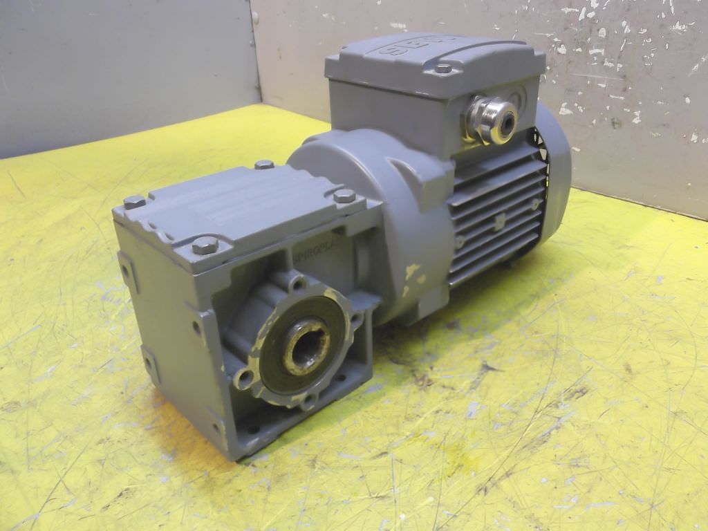 SEW Eurodrive R17DR63LA/TF Getriebemotor 0,25 kW 91 U/min
