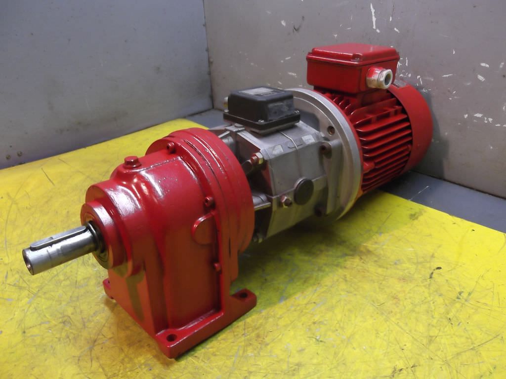 Rehfuss RB1-90S/4-GK08 Getriebemotor 1,1 kW 182 U/min
