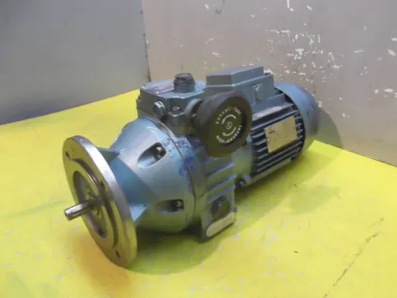 Motovario TKF/5 regelbarer Getriebemotor 0,37 kW 190-1000 U/min – RESALE