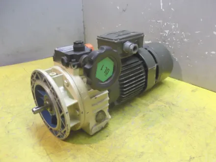 Motovario TKF/5 regelbarer Getriebemotor 0,37 kW 190-1000 U/min – RESALE