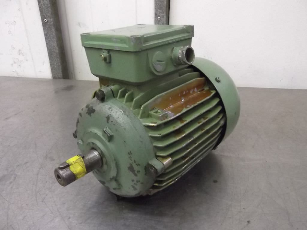 HEW R-F80L/2 Elektromotor 0,95 kW 920 U/min
