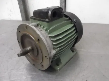 Hew R-F80L/2 Elektromotor 1,1 kW 2800 U/min – RESALE