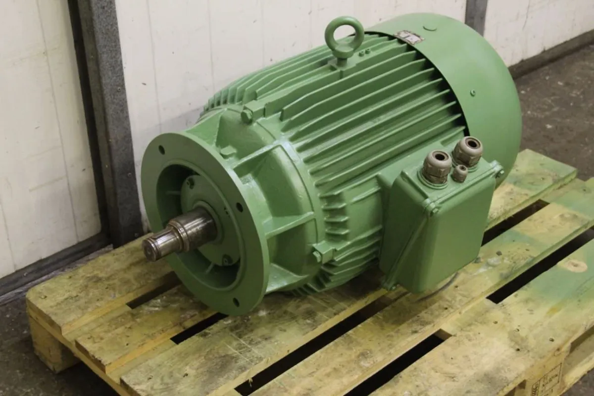Nord 225SM/4TW Elektromotor 37 kW 1480 U/min