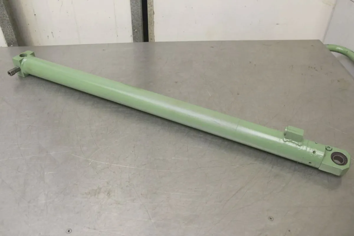 Hub 465 mm Hydraulikzylinder