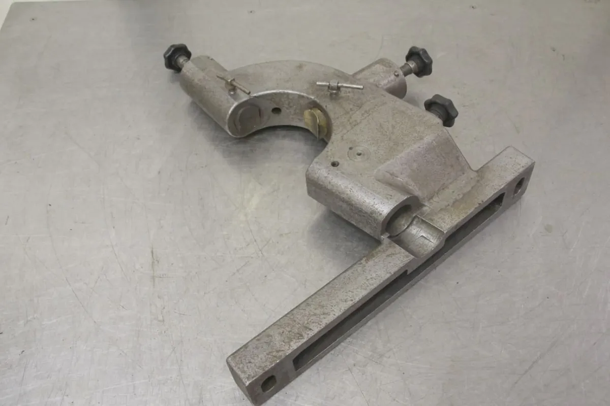 Durchmesser 140 mm Lünette mitfahrend