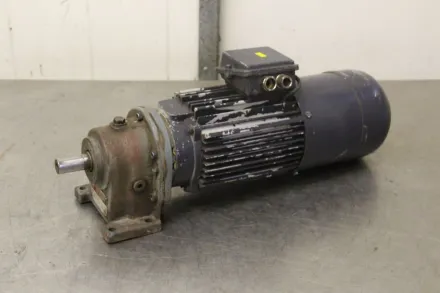 Nord 71L2GFOTG Gleichstrom Getriebemotor 0,37 kW 185 U/min – RESALE