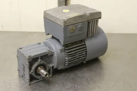 Sew Eurodrive WF20DT71D4/BMG/MM05 Getriebemotor Frequenzumformer 0,55 kW 60 U/min – RESALE