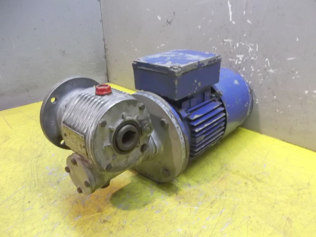 SEW Eurodrive DTF7106BM Getriebemotor 0,15 kW 94 U/min