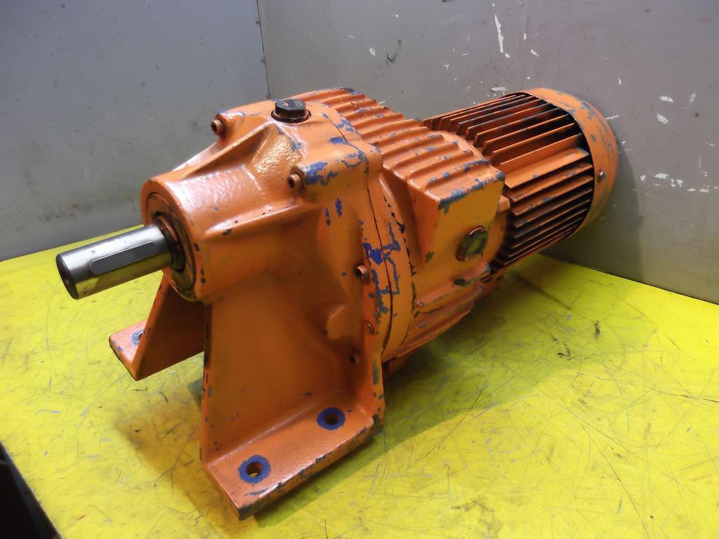 Ansaldo A1C0812CA224 regelbarer Getriebemotor 0,75 kW 40-210 U/min