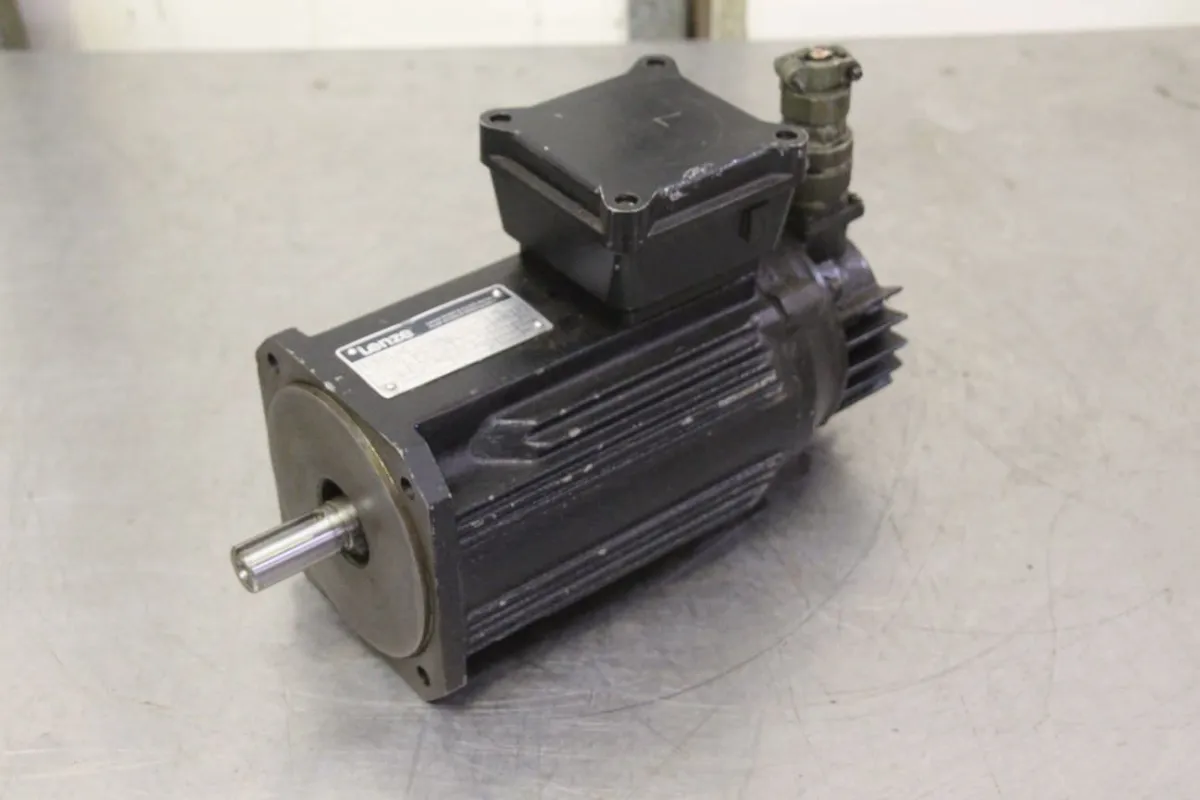 Lenze ASS-2023 Servomotor