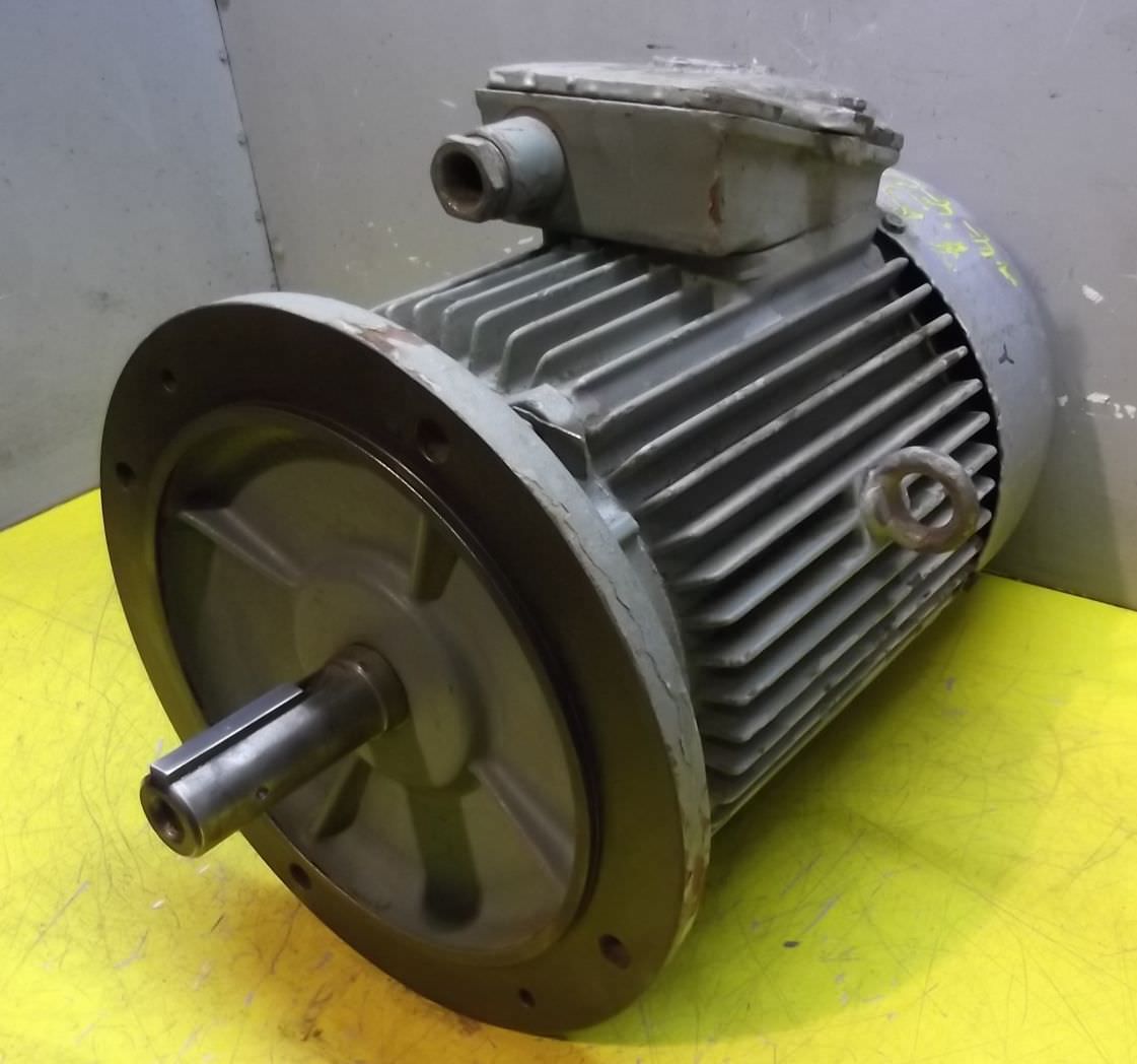 VEM KR 132..2/4 Elektromotor 7,5 kW 1440 U/min