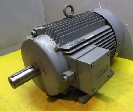 Aeg AMV132MR8/4 Elektromotor 1,7/6,4 kW 720/1460 U/min – RESALE
