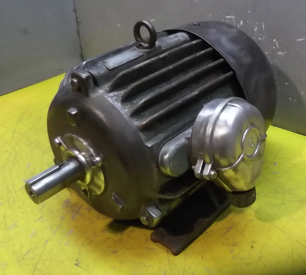 Kurzschluss GD321 Elektromotor 4 kW 2880 U/min