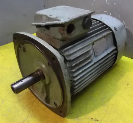 Vem KMR112M4 Elektromotor 5,5 kW 1245 U/min – RESALE