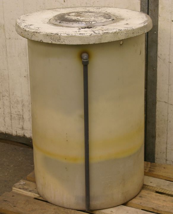 Kunststoff Behälter Wasserenthärter