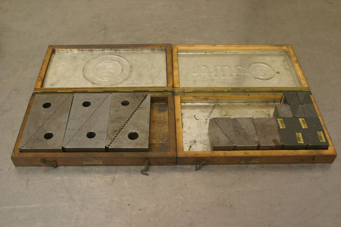 AMF amf 6500 H Universal Spannunterlage-Satz im Holzkasten