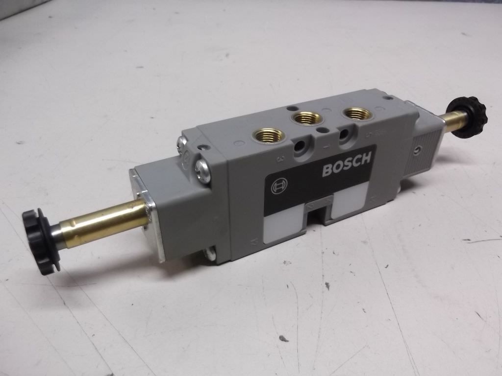 Bosch 0 820 022 992 5/2 Wegeventil