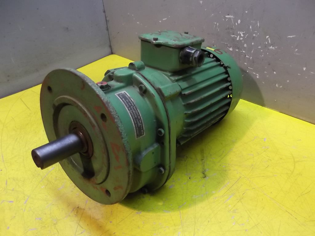 VEM Z2KR90,2/4 Z2KRA90,3/4 Getriebemotor 1,1 kW 315 U/min