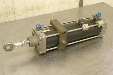 Hoerbiger DZC-5100EN/300 Pneumatikzylinder – RESALE