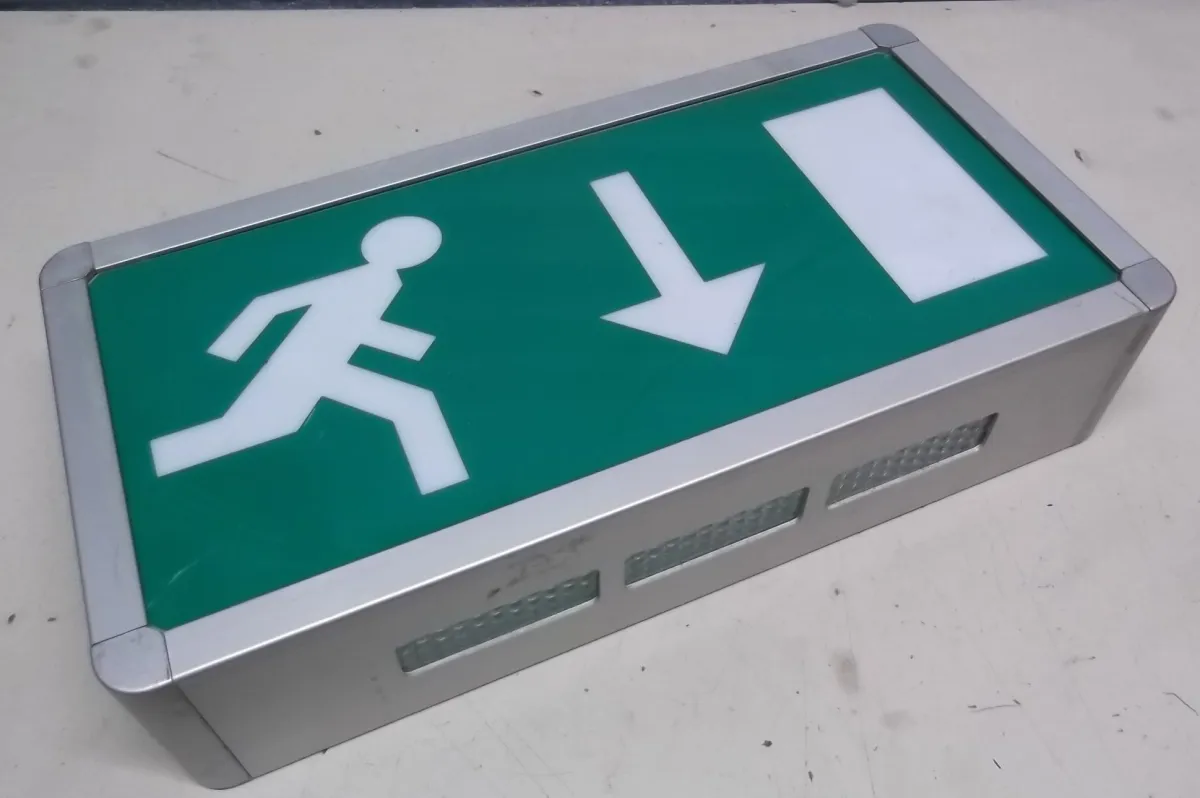 Hagen ALUX Alz-31 Wand Rettungszeichenleuchte