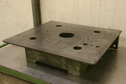 Arburg 735/665/H185 mm Aufspannwürfel – RESALE