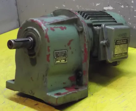 Bauer DK740/178 Getriebemotor 0,075 kW 315 U/min – RESALE