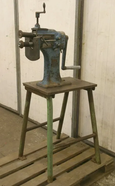 Kircheis AUE 1/S Sickenmaschine – RESALE