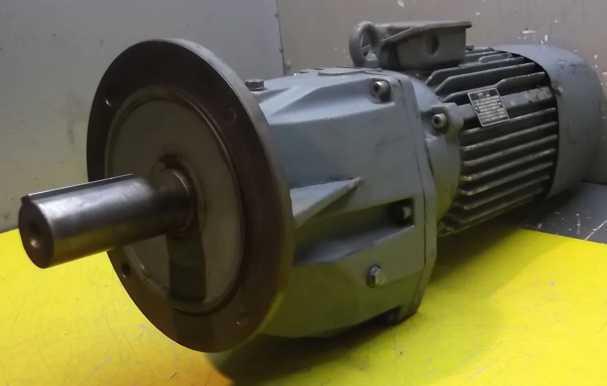 VEM ZG3BMRE100S4 Getriebemotor 3 kW 100 U/min