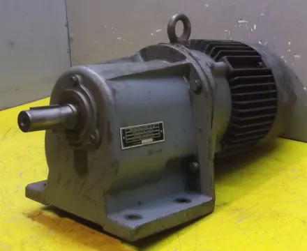 Bauer DO41/105 Getriebemotor 1,1 kW 81 U/min – RESALE