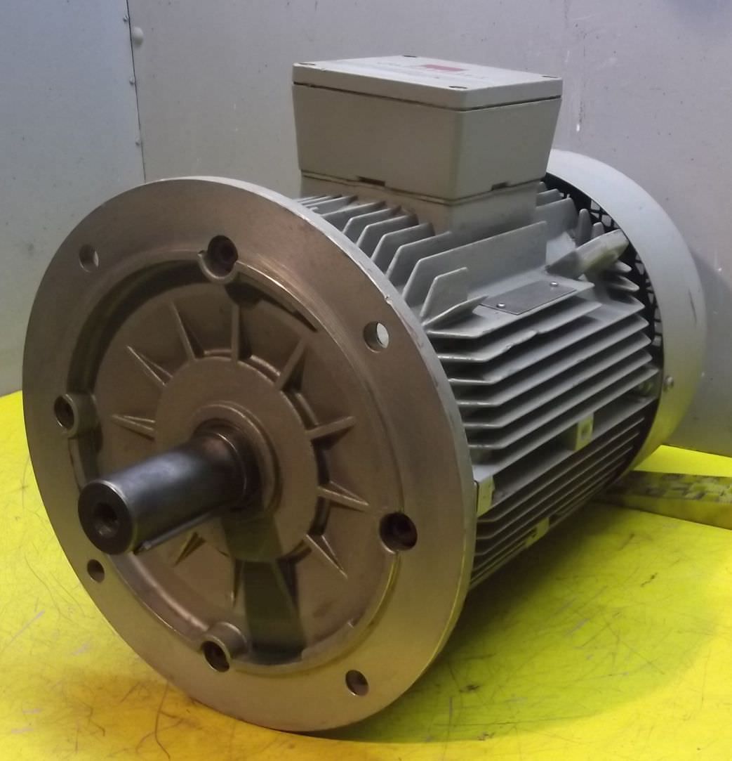 Siemens IEC132M IMB5 Elektromotor 2,1/7 kW 975/1450 U/min