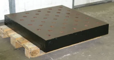 Guss 1000/1000/H150 mm Aufspannplatten mit Bohrungen 7 Stück – RESALE