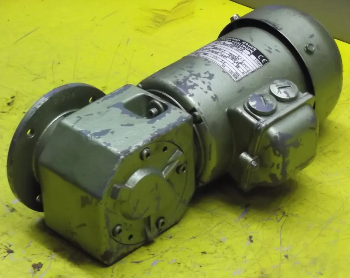 Bauer SZ1-20/DO48-141L Getriebemotor 0,025 kW 2,3 U/min