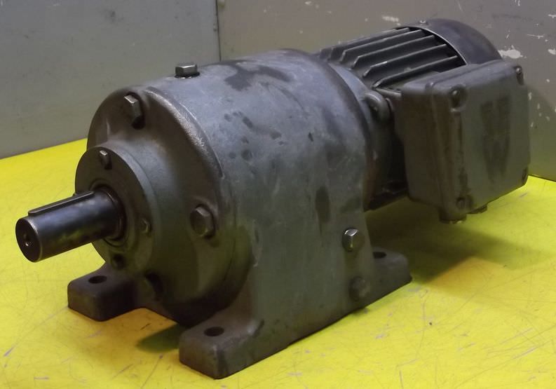 SEW R52VD71N-4 Getriebemotor 0,37 kW 160 U/min
