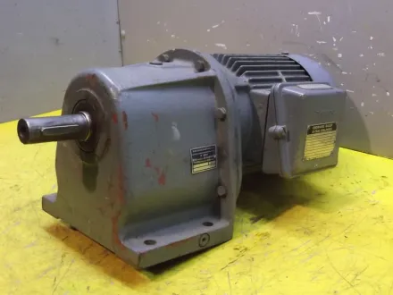 Bauer DK840A/200 Getriebemotor 0,55 kW 50 U/min – RESALE