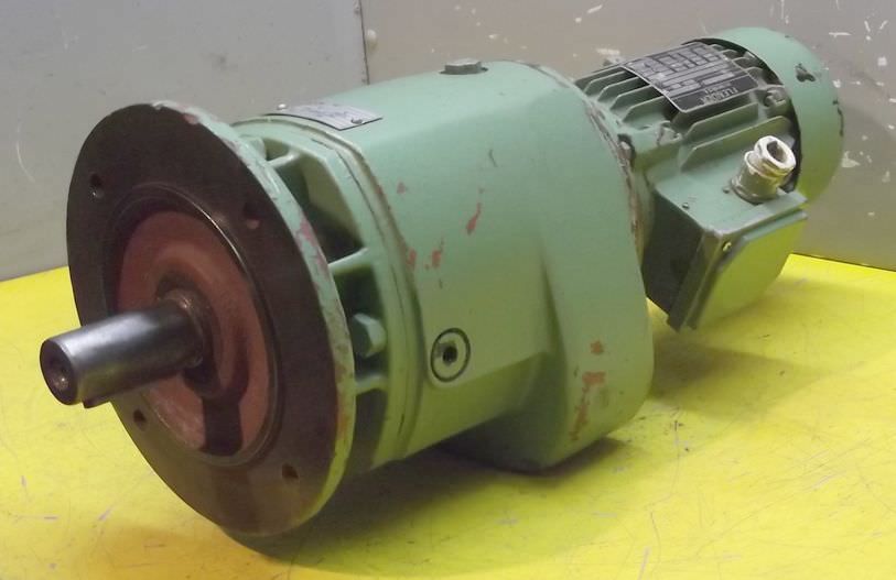 Flender DF40-71BX4 Getriebemotor 0,37 kW 16 U/min