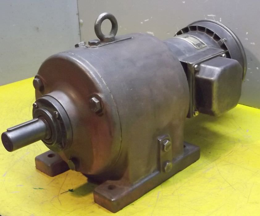 SEW R6eD374-2 Getriebemotor 0,37/0,48 kW 31/62 U/min