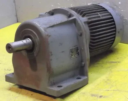 Bauer DK840A/200L Getriebemotor 0,75 kW 83 U/min – RESALE