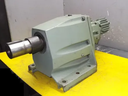 Vem ZG4,0KMR56G4 Getriebemotor 0,18 kW 3,15 U/min – RESALE
