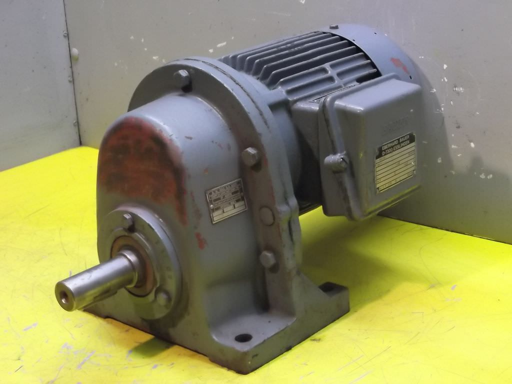 Bauer DKP8842E/200 Getriebemotor 0,075/0,15 kW 325/650 U/min