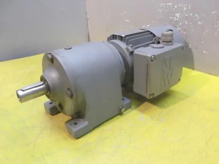 Sew Eurodrive R40DT71C4BM Getriebemotor 0,25 kW 35 U/min – RESALE