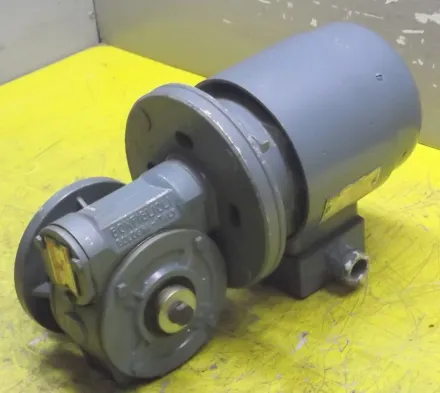 Bonfiglioli MVF44/F Getriebemotor 0,18 kW 97 U/min – RESALE