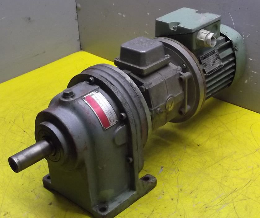 VEM KMERB/1G4 Getriebemotor 0,37 kW 83 U/min